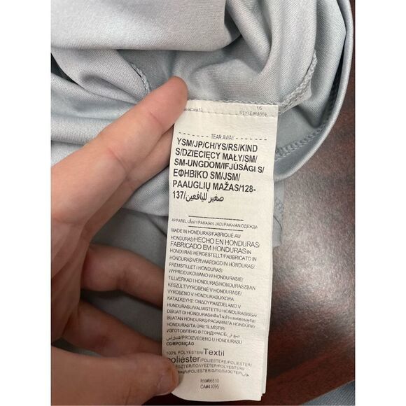 Under Armour Boys Grey Short Sleeve Heatgear Tee Size Youth Small - Picture 6 of 8